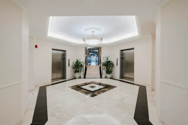 $2,000 | 2800 North Flagler Drive, Unit 312, West Palm Beach, FL 33407