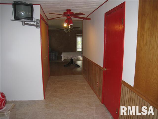 319 Main Street Bennett, IA 52721 - Photo 12 of 24 Gallery Image 12