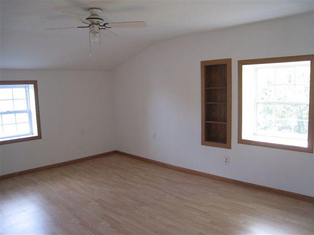 319 Main Street Bennett, IA 52721 - Photo 19 of 24 Gallery Image 19