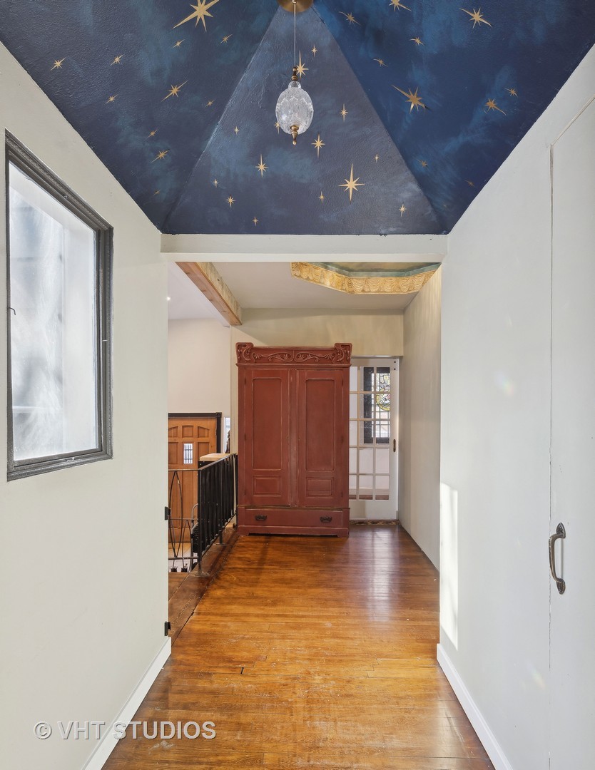 3762 North Harding Avenue Chicago, IL 60618 - Photo 12 of 25 a view of a entryway door