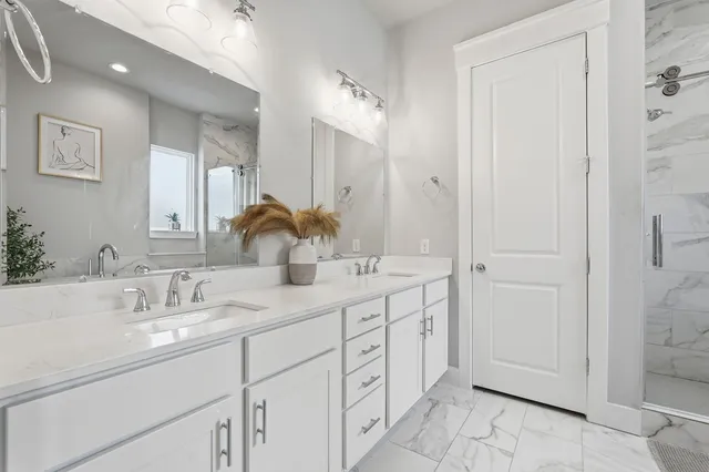 $2,200 | 3113 Paul Quinn Street, Houston, TX 77091