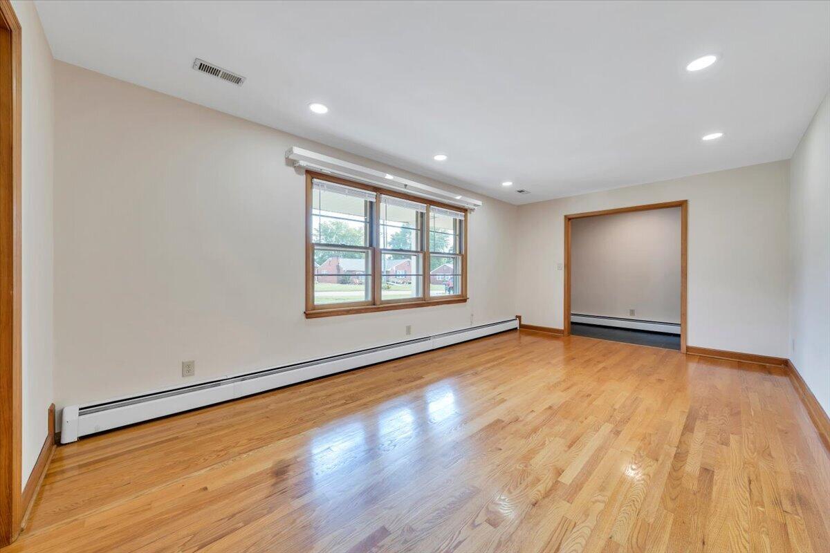 830 Dexter Road Roanoke, VA 24019 - Photo 8 of 52 06-MIB06688
