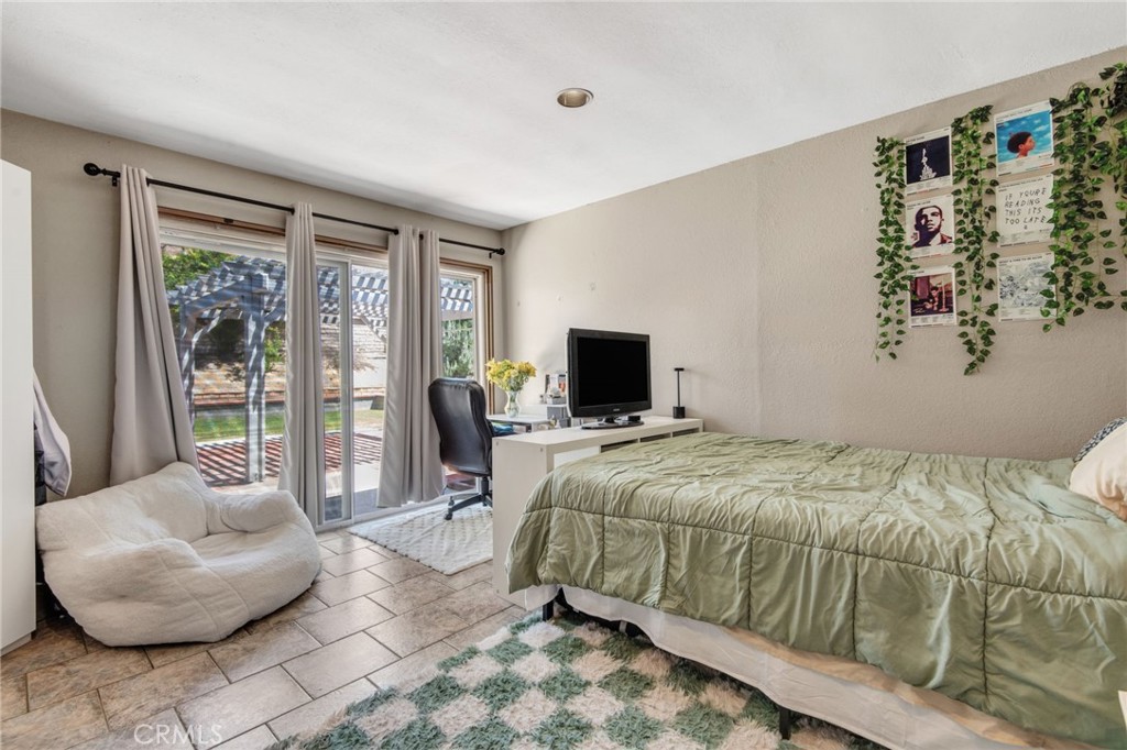 212 Barret Road Riverside, CA 92507 - Photo 23 of 29
