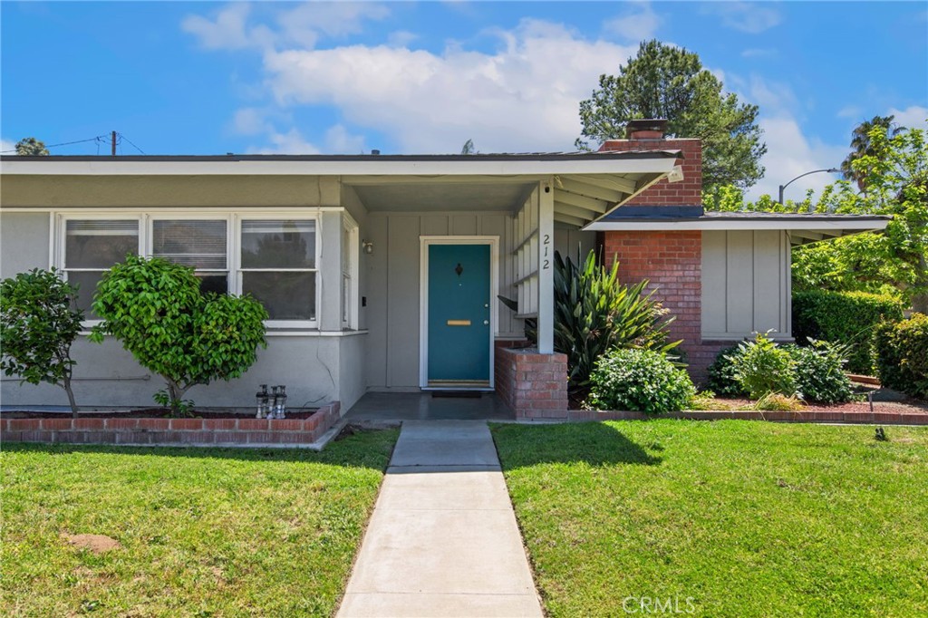 212 Barret Road Riverside, CA 92507 - Photo 3 of 29