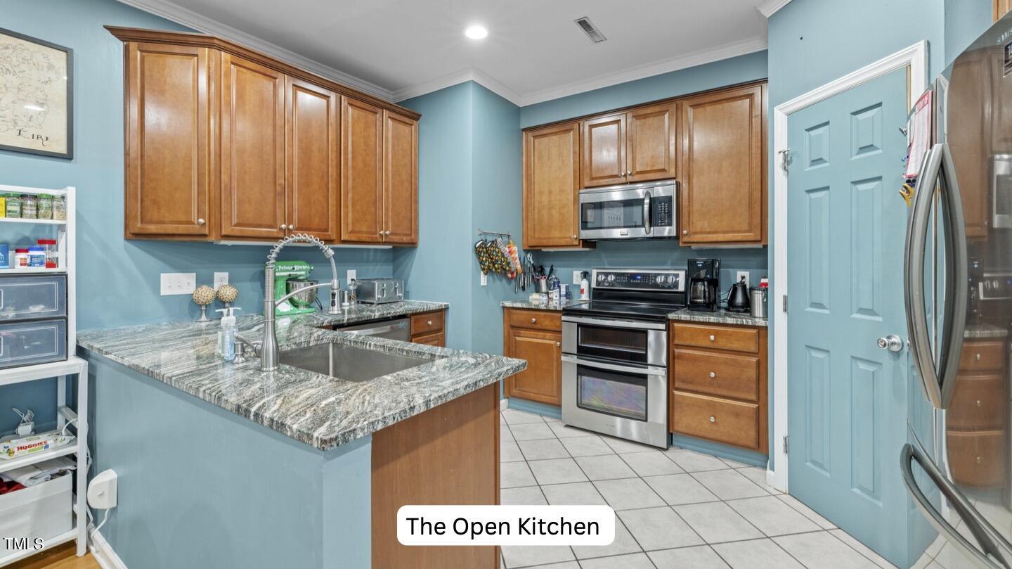 6531 New Market Way Raleigh, NC 27615 - Photo 5 of 27 kitchen