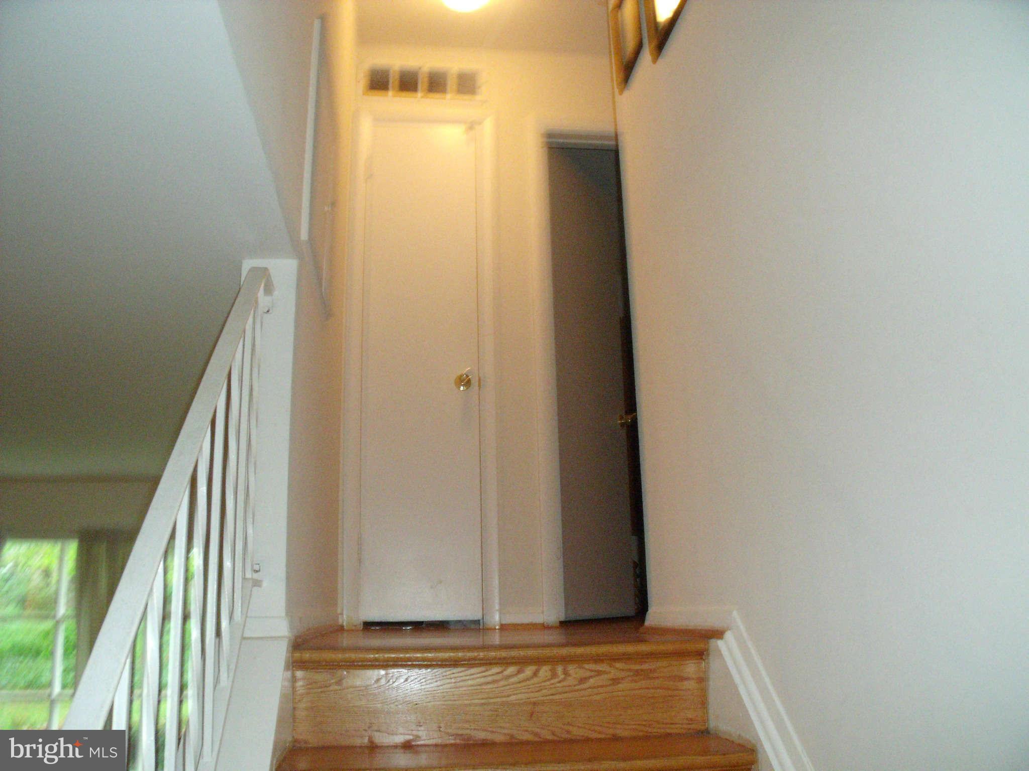 6519 Rivington Road Springfield, VA 22152 - Photo 9 of 22 Interior (General)
