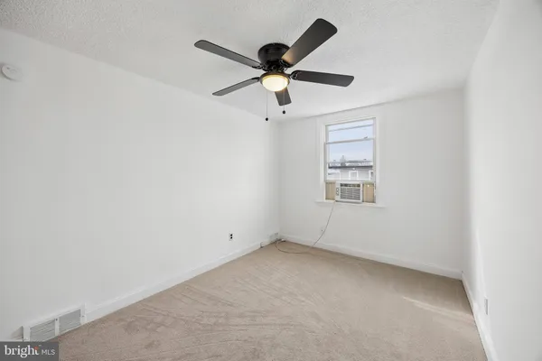 $235,000 | 924 Fairfax Road, Drexel Hill, PA 19026