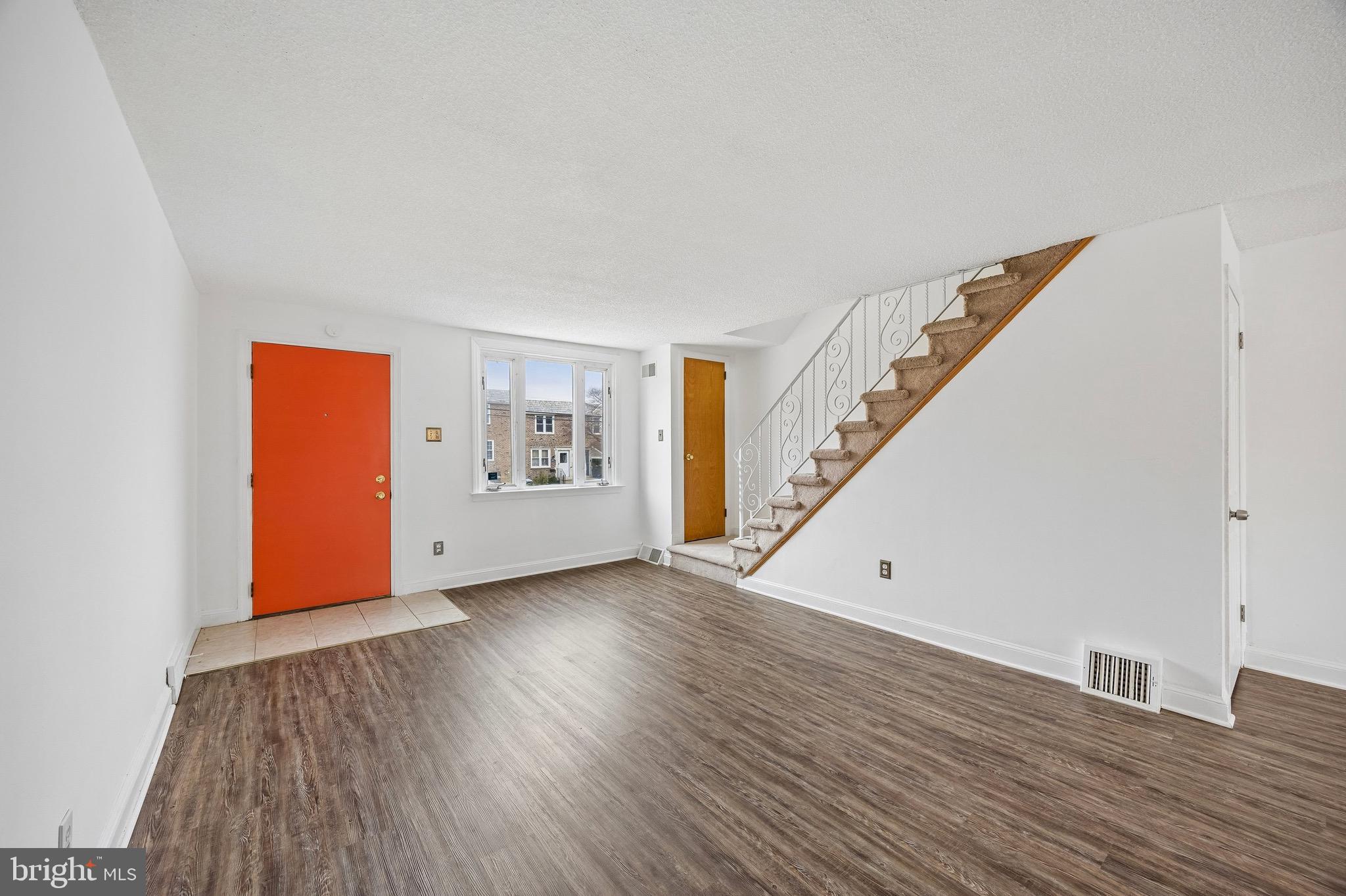 924 Fairfax Road Drexel Hill, PA 19026 - Photo 7 of 26