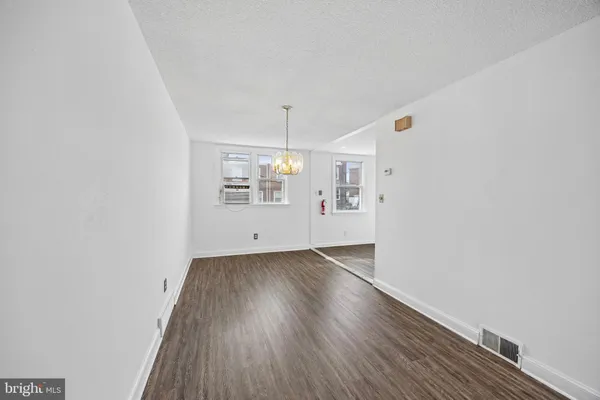 $235,000 | 924 Fairfax Road, Drexel Hill, PA 19026