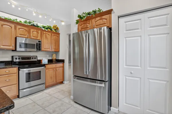 $8,500 | 3511 Northwest 4th Avenue, Boca Raton, FL 33431