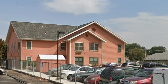 986 West Juniper Avenue Hermiston, OR 97838 - Photo 3 of 10