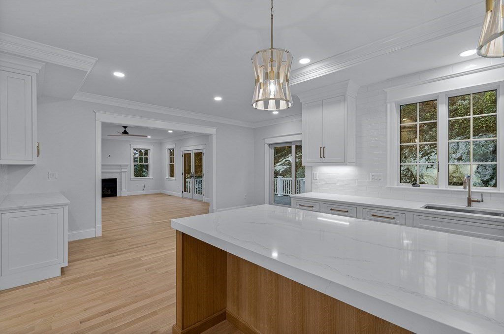 32 Ledgewood Road Winchester, MA 01890 - Photo 11 of 40