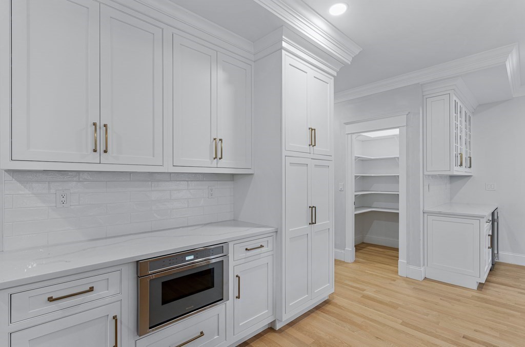 32 Ledgewood Road Winchester, MA 01890 - Photo 12 of 40