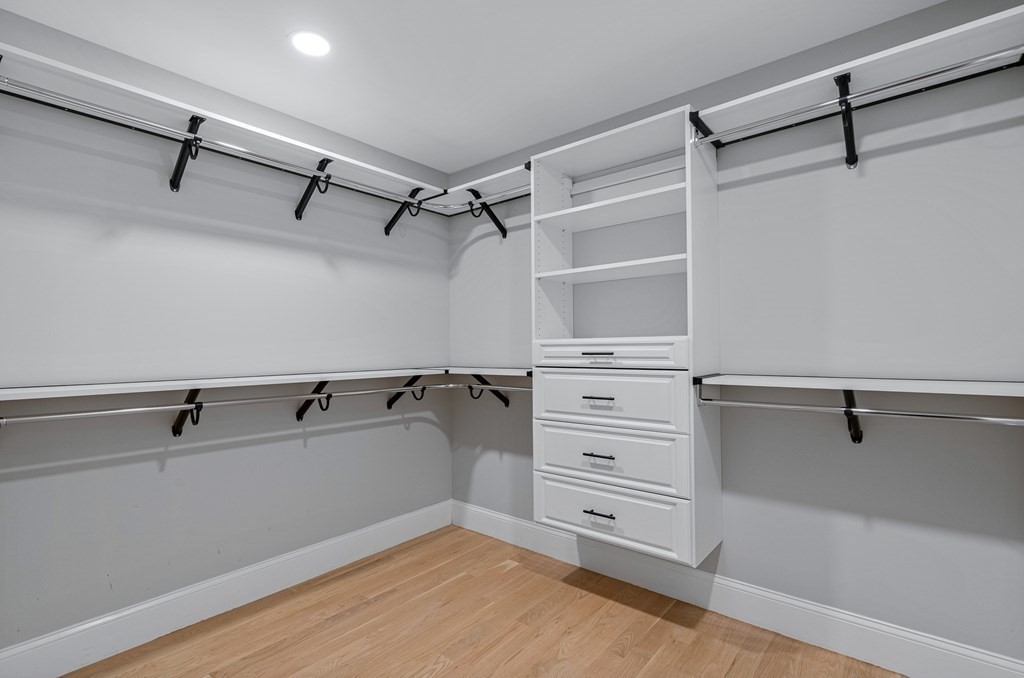 32 Ledgewood Road Winchester, MA 01890 - Photo 23 of 40