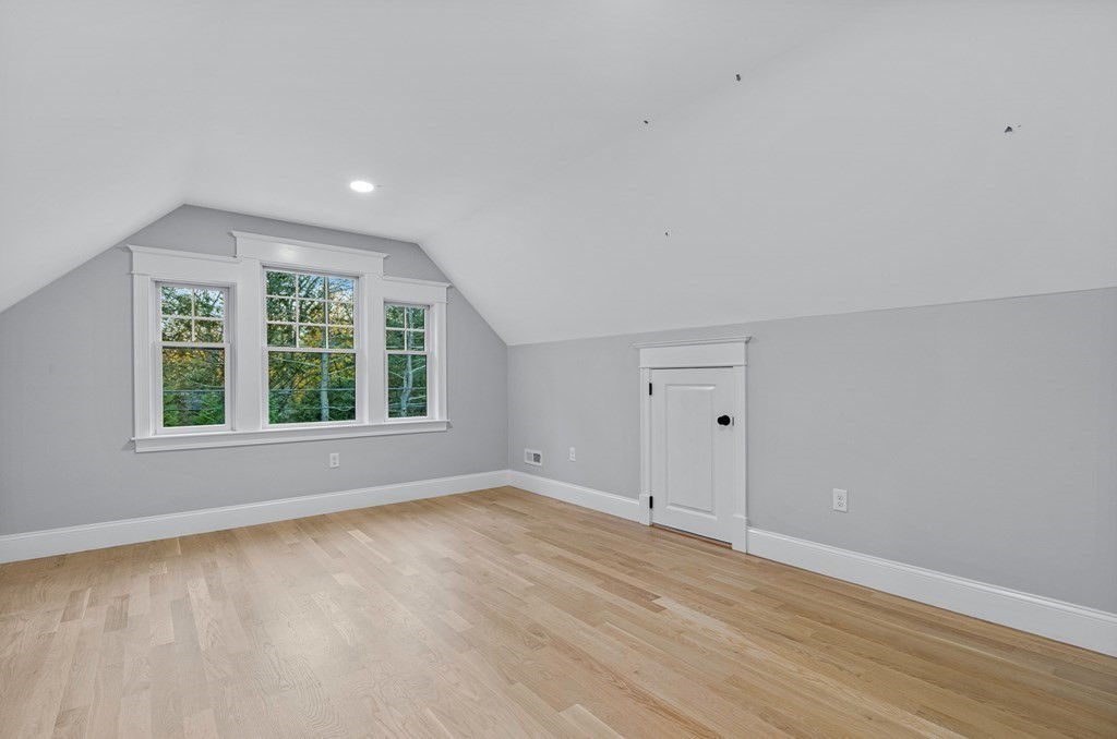 32 Ledgewood Road Winchester, MA 01890 - Photo 32 of 40