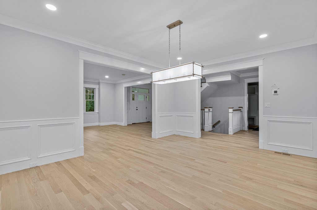 32 Ledgewood Road Winchester, MA 01890 - Photo 9 of 40