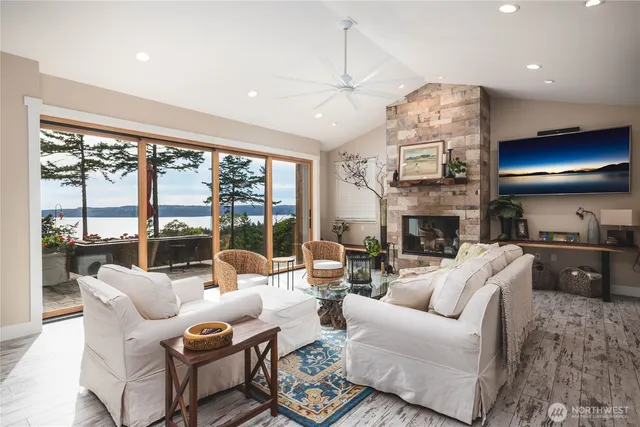 $2,595,000 | 11 Eagles Nest Drive, La Conner, WA 98257