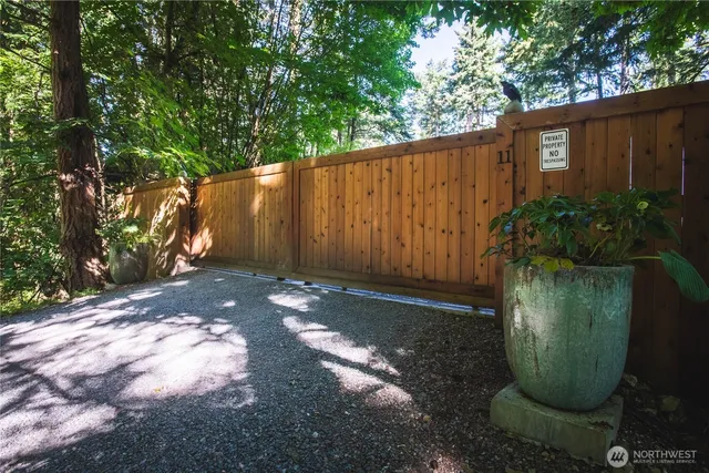 $2,595,000 | 11 Eagles Nest Drive, La Conner, WA 98257