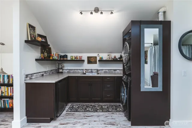 $2,595,000 | 11 Eagles Nest Drive, La Conner, WA 98257