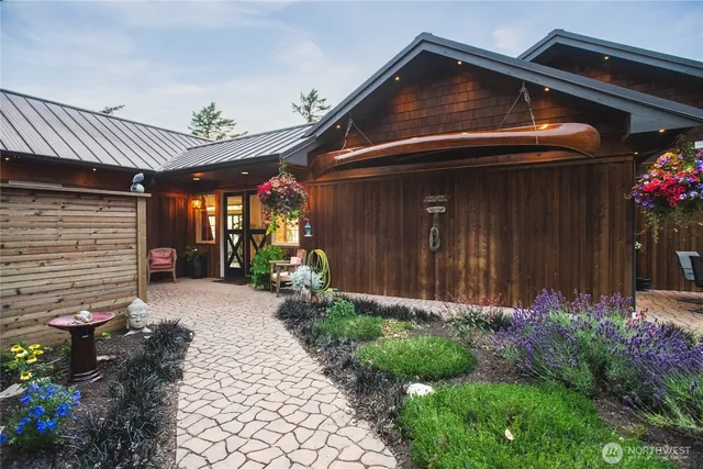 $2,595,000 | 11 Eagles Nest Drive, La Conner, WA 98257