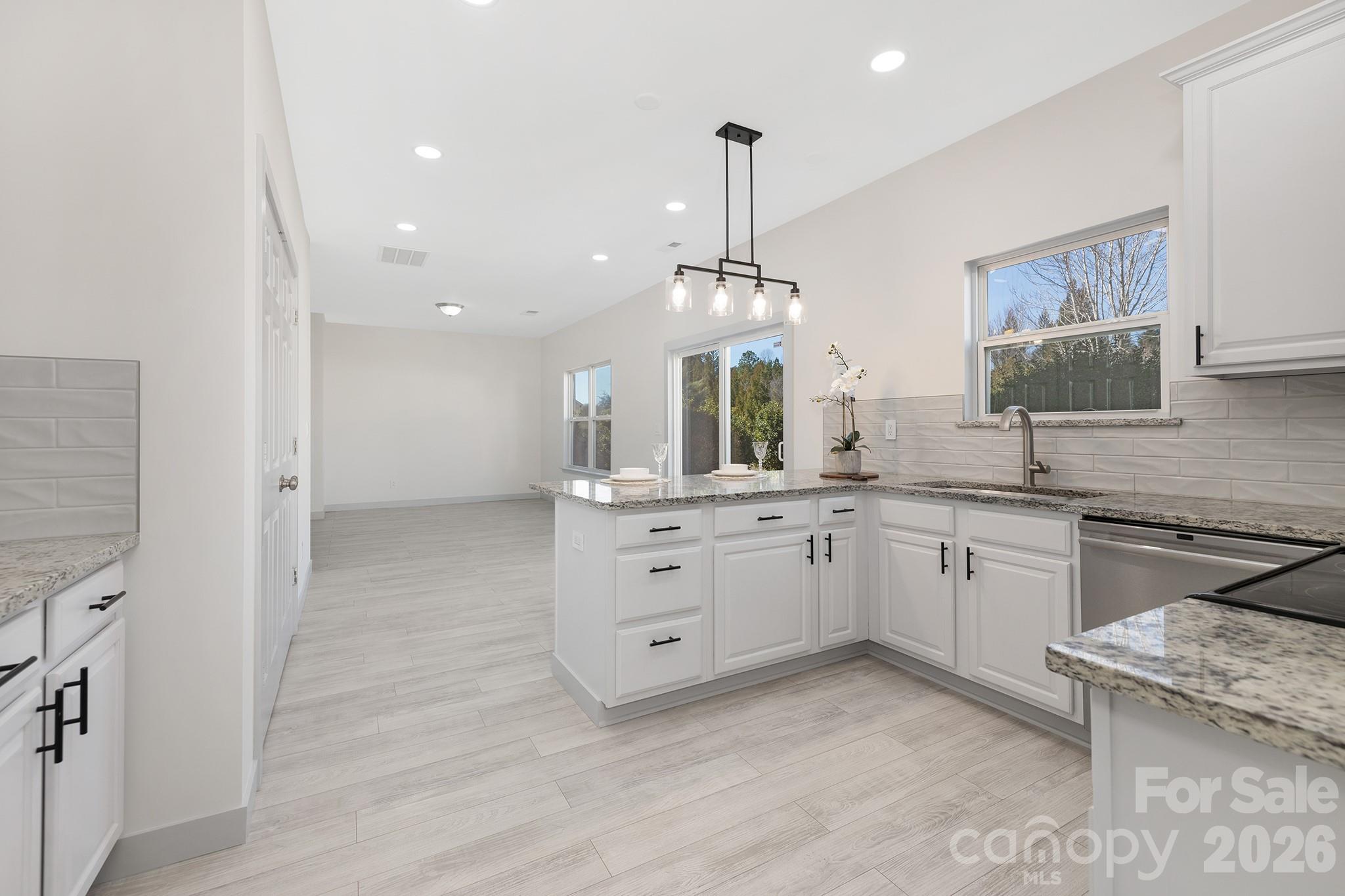 1612 Beleek Ridge Lane Clover, SC 29710 - Photo 9 of 27