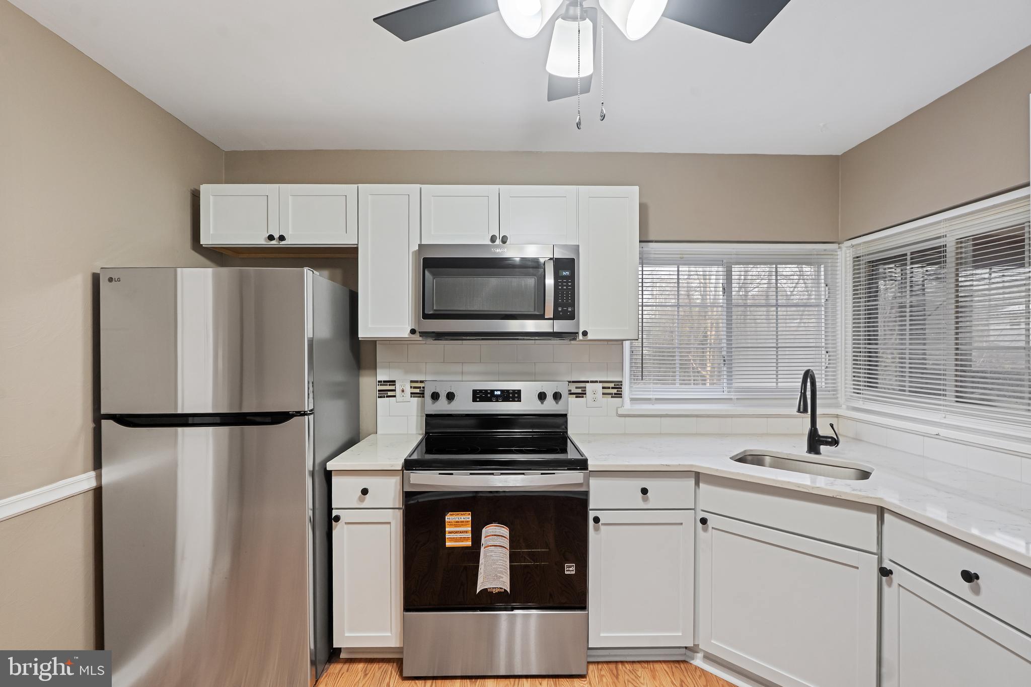 60 Palethorpe Avenue Clementon, NJ 08021 - Photo 8 of 38