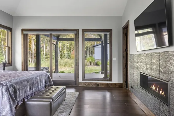$5,750,000 | 6941 Youngren Road, Three Oaks, MI 49128