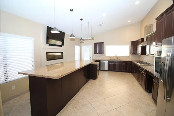 $2,195 | 5437 West Bluefield Avenue, Glendale, AZ 85308