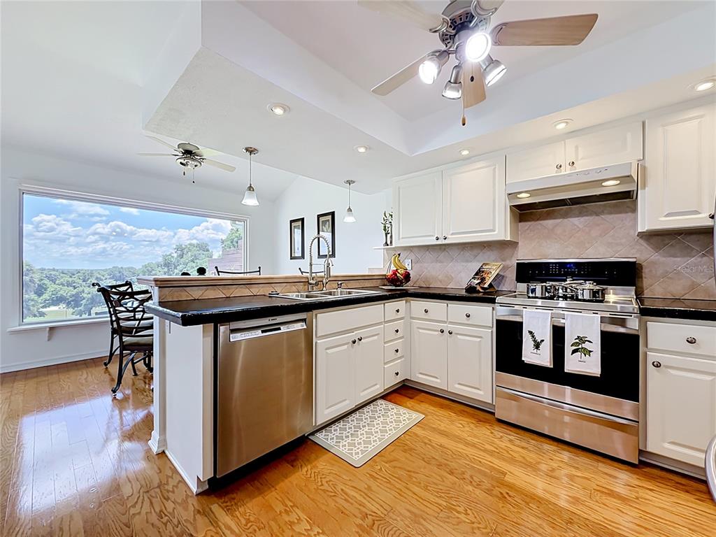 6042 Topsail Road Lady Lake, FL 32159 - Photo 20 of 72