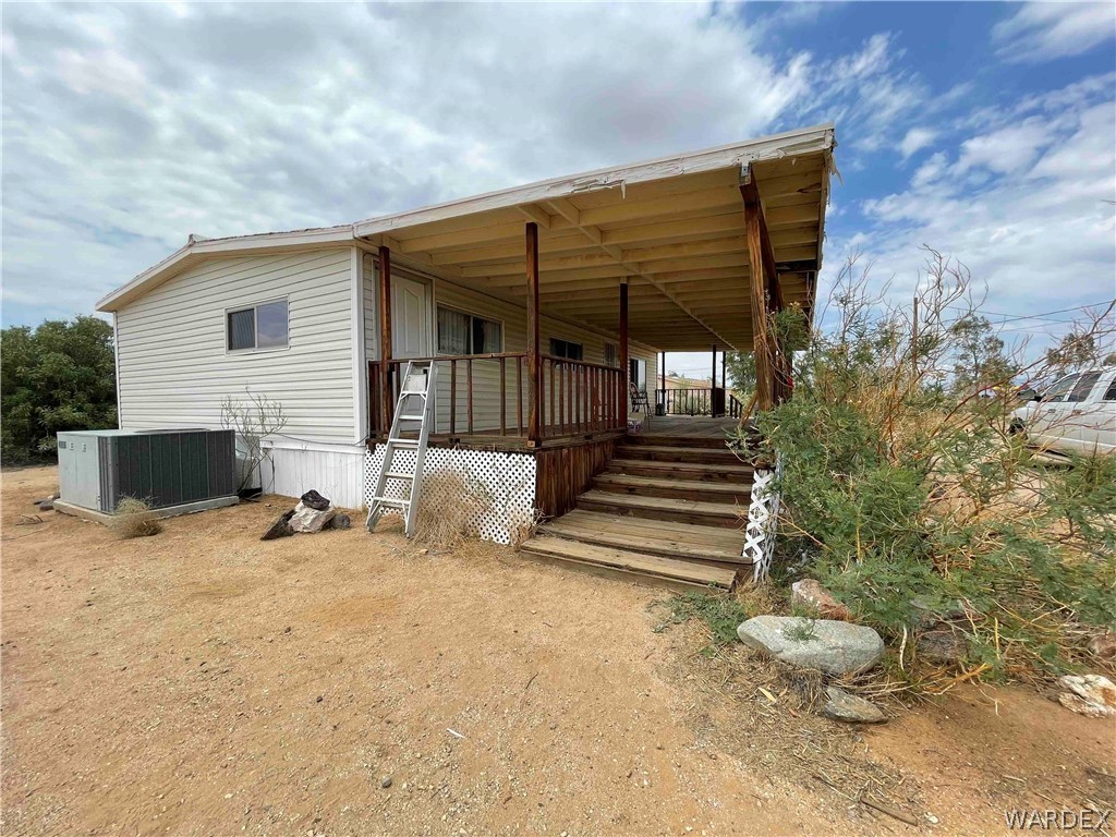 3825 Santa Cruz Road Golden Valley, AZ 86413 - Photo 1 of 13