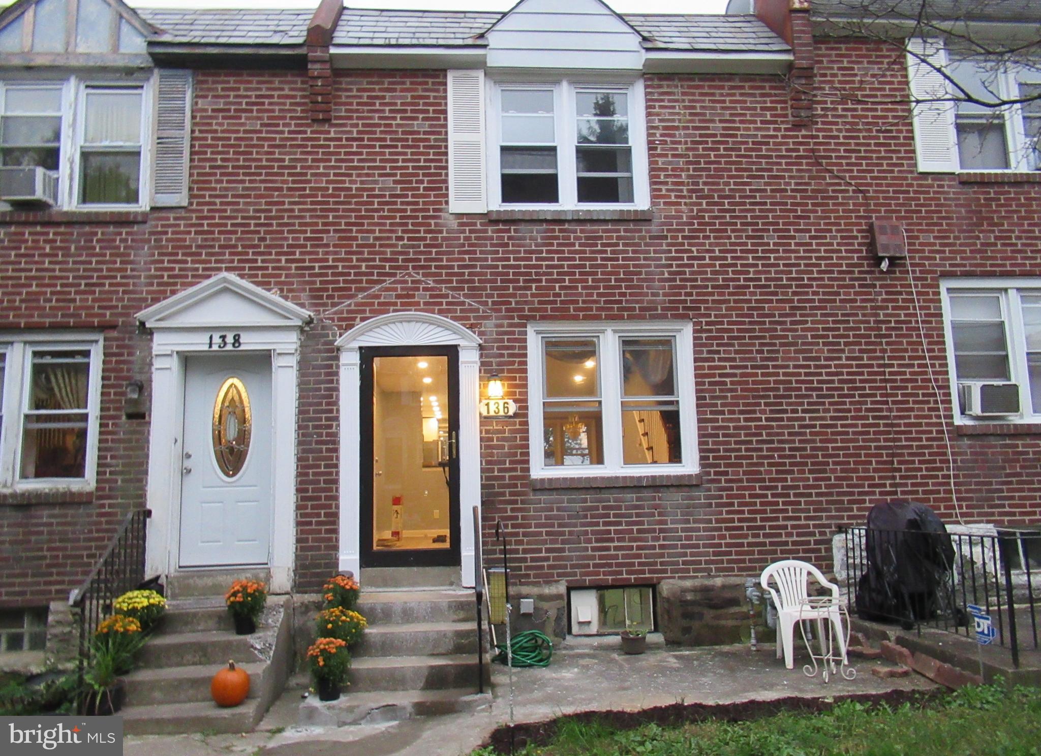 136 Golf Road Darby, PA 19023 - Photo 2 of 23
