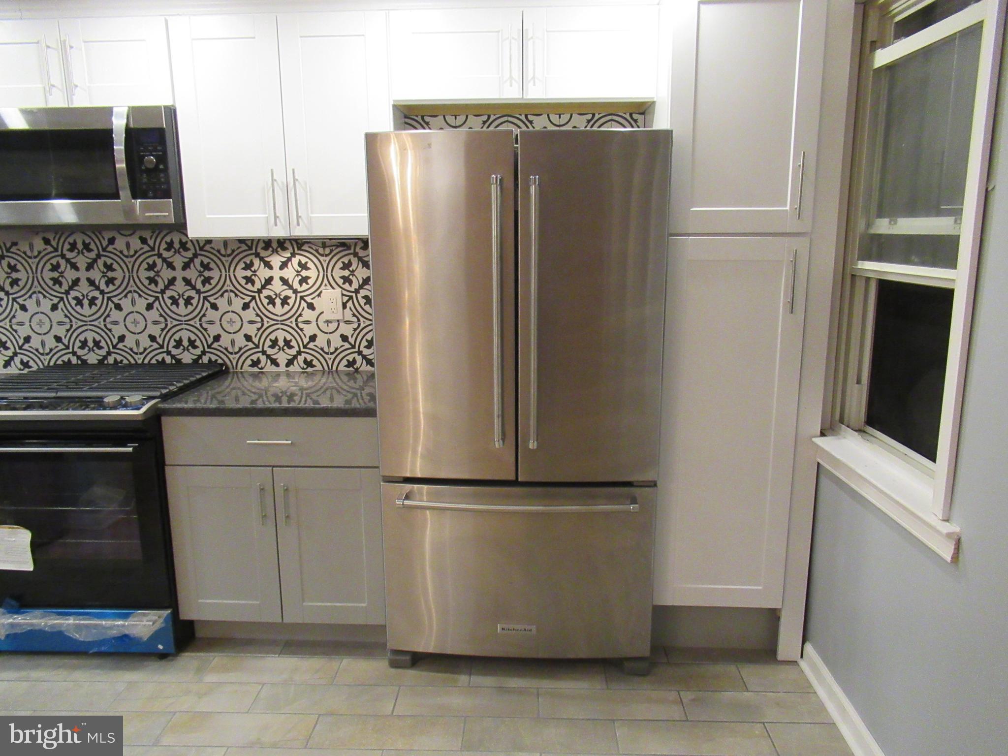 136 Golf Road Darby, PA 19023 - Photo 10 of 23