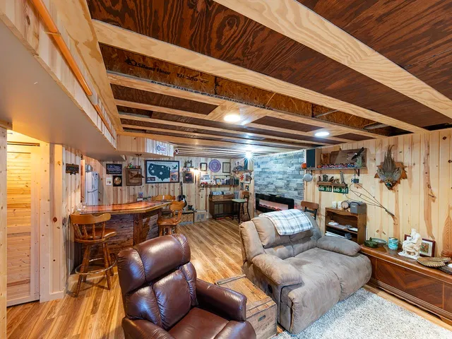 $419,000 | 1204 Enterprise Drive, Verona, WI 53593