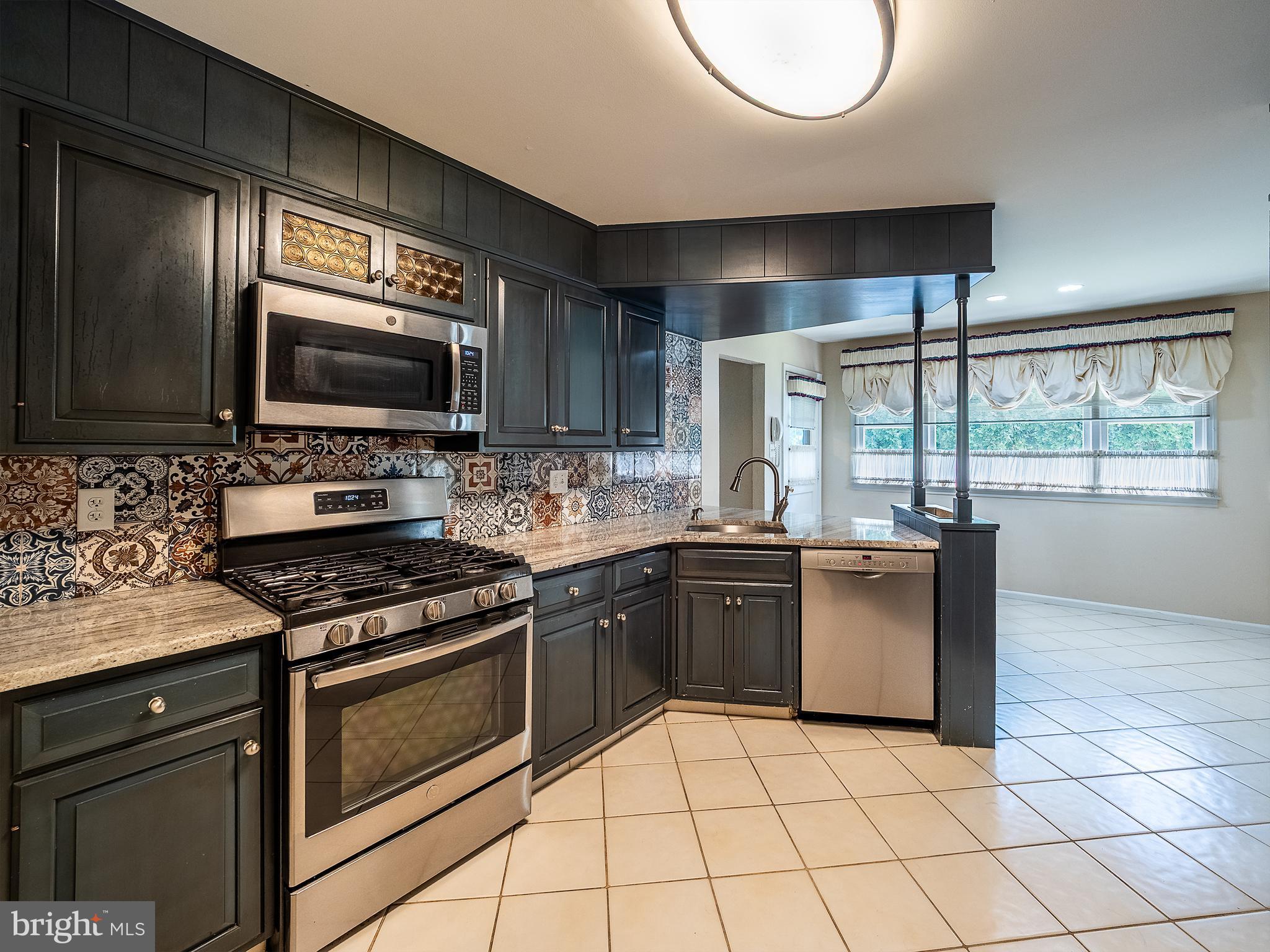 425 Kennebec Road Cherry Hill, NJ 08002 - Photo 8 of 31 Kitchen