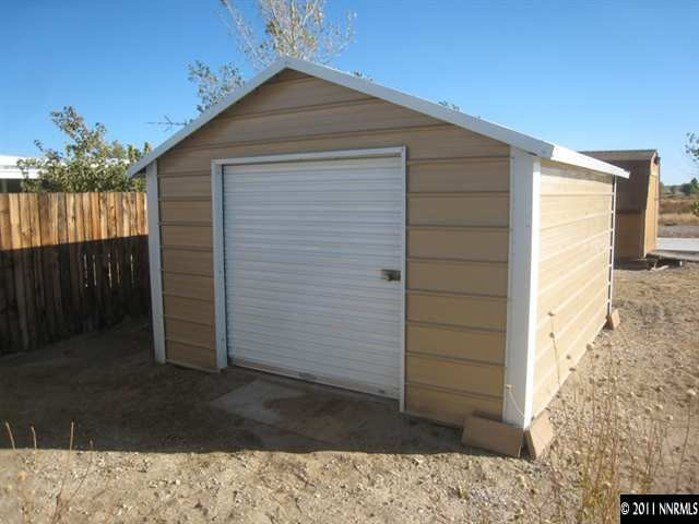 6263 Jacobs Road Fallon, NV 89406 - Photo 12 of 13 a front view of a house