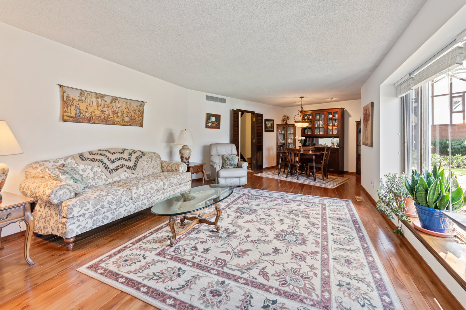 1908 Woodfield Road Champaign, IL 61822 - Photo 17 of 55