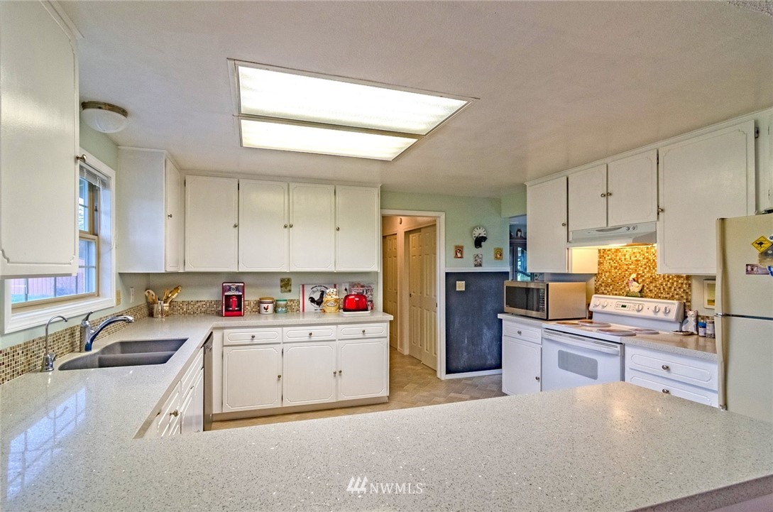 664 Fort Casey Road Coupeville, WA 98239 - Photo 14 of 24 Gallery Image 14