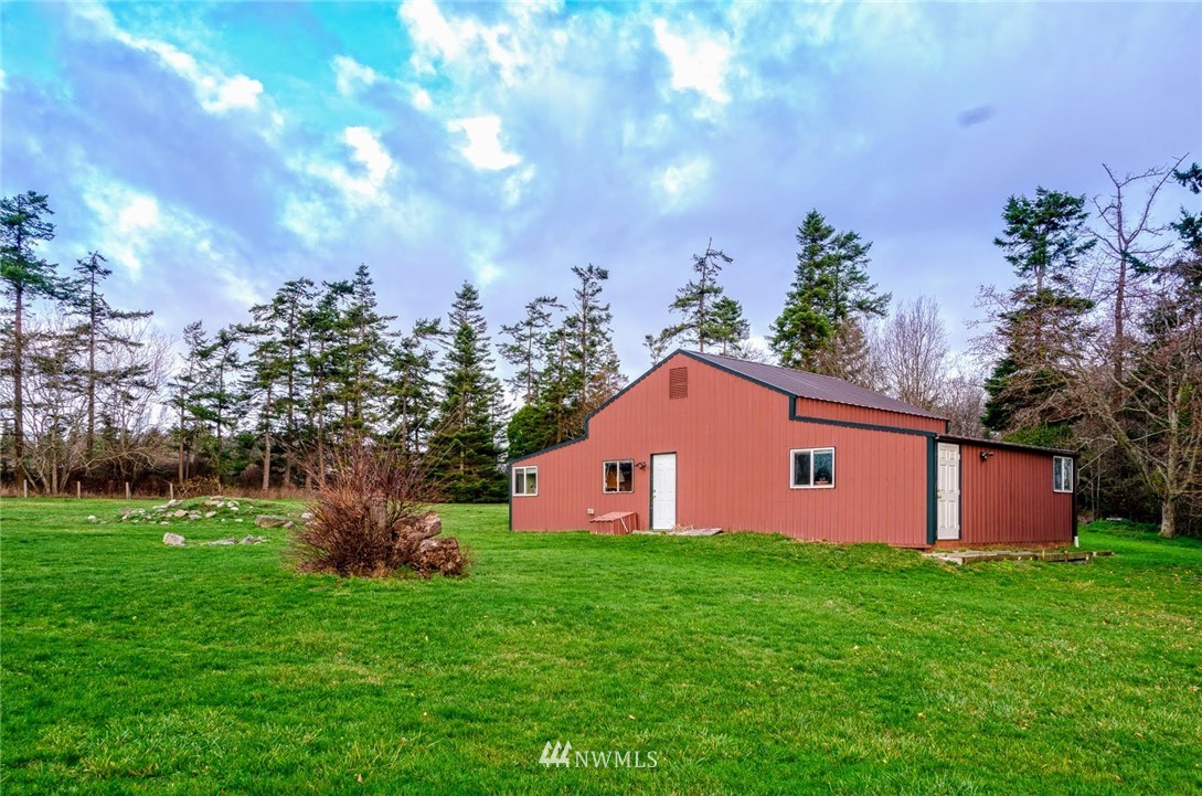 664 Fort Casey Road Coupeville, WA 98239 - Photo 4 of 24 Gallery Image 4