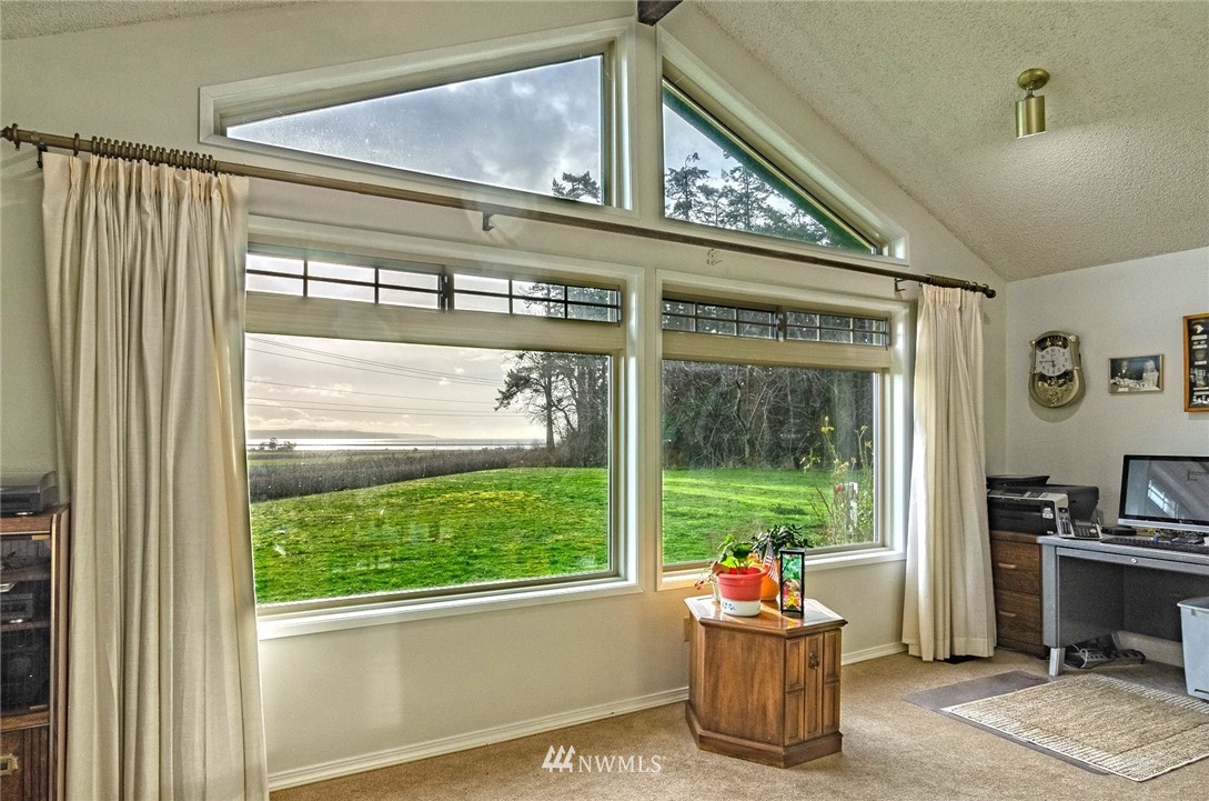 664 Fort Casey Road Coupeville, WA 98239 - Photo 7 of 24 Gallery Image 7