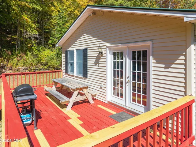 $299,900 | 309 Carrera Lane, Middle Granville, NY 12849