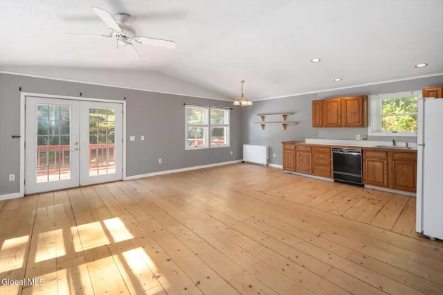 $299,900 | 309 Carrera Lane, Middle Granville, NY 12849