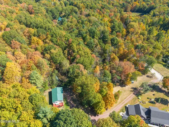 $299,900 | 309 Carrera Lane, Middle Granville, NY 12849