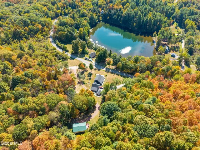 $299,900 | 309 Carrera Lane, Middle Granville, NY 12849