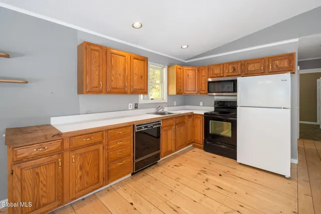 $299,900 | 309 Carrera Lane, Middle Granville, NY 12849