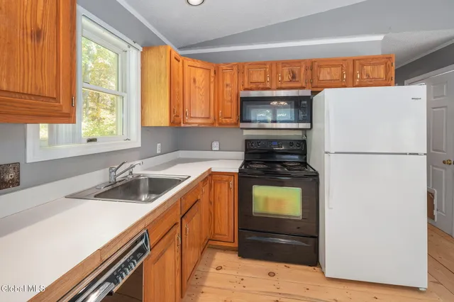 $299,900 | 309 Carrera Lane, Middle Granville, NY 12849