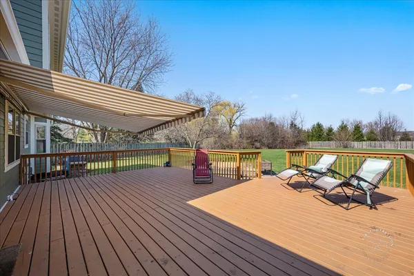 $550,000 | 2S904 Heritage Glen Court, Batavia, IL 60510