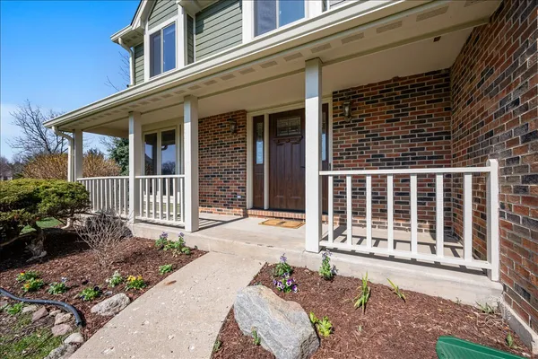 $550,000 | 2S904 Heritage Glen Court, Batavia, IL 60510