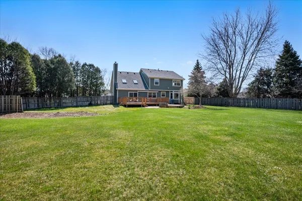 $550,000 | 2S904 Heritage Glen Court, Batavia, IL 60510