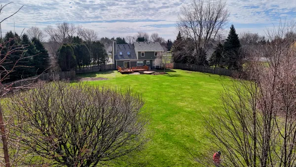 $550,000 | 2S904 Heritage Glen Court, Batavia, IL 60510