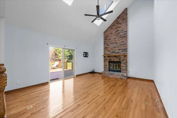 $550,000 | 2S904 Heritage Glen Court, Batavia, IL 60510